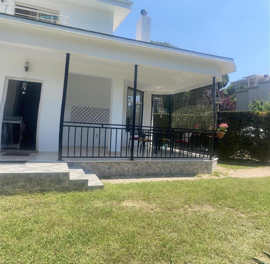 Holiday home 2-beds Garden Parking 100m To