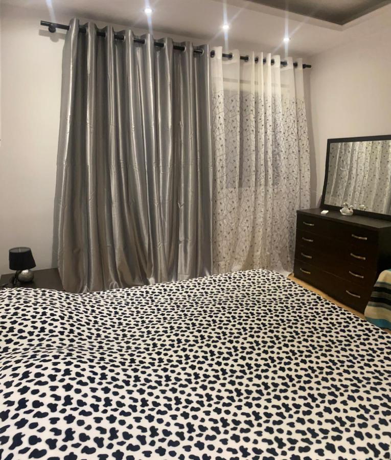 2-beds Garden Parking 100m To Holiday home