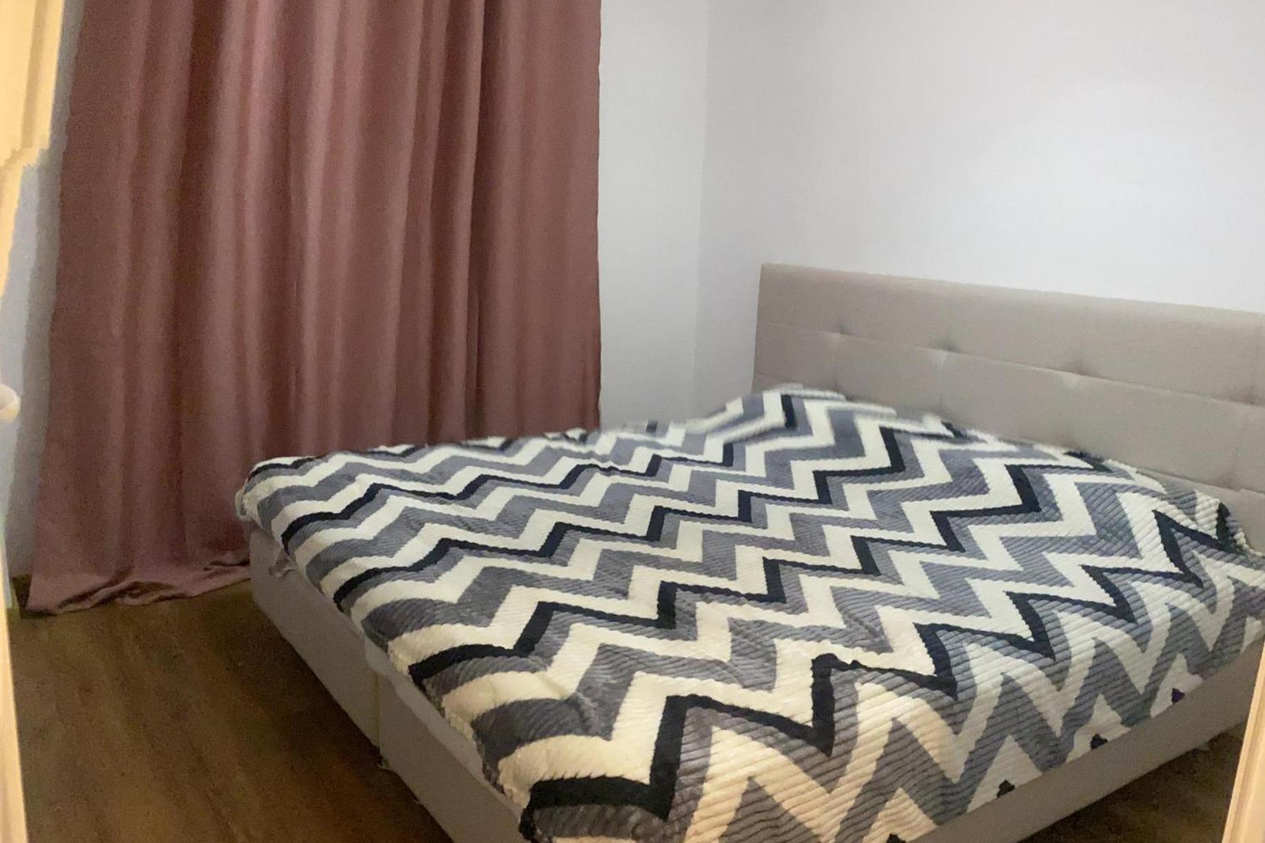 2-beds Garden Parking 100m To Holiday home Durres