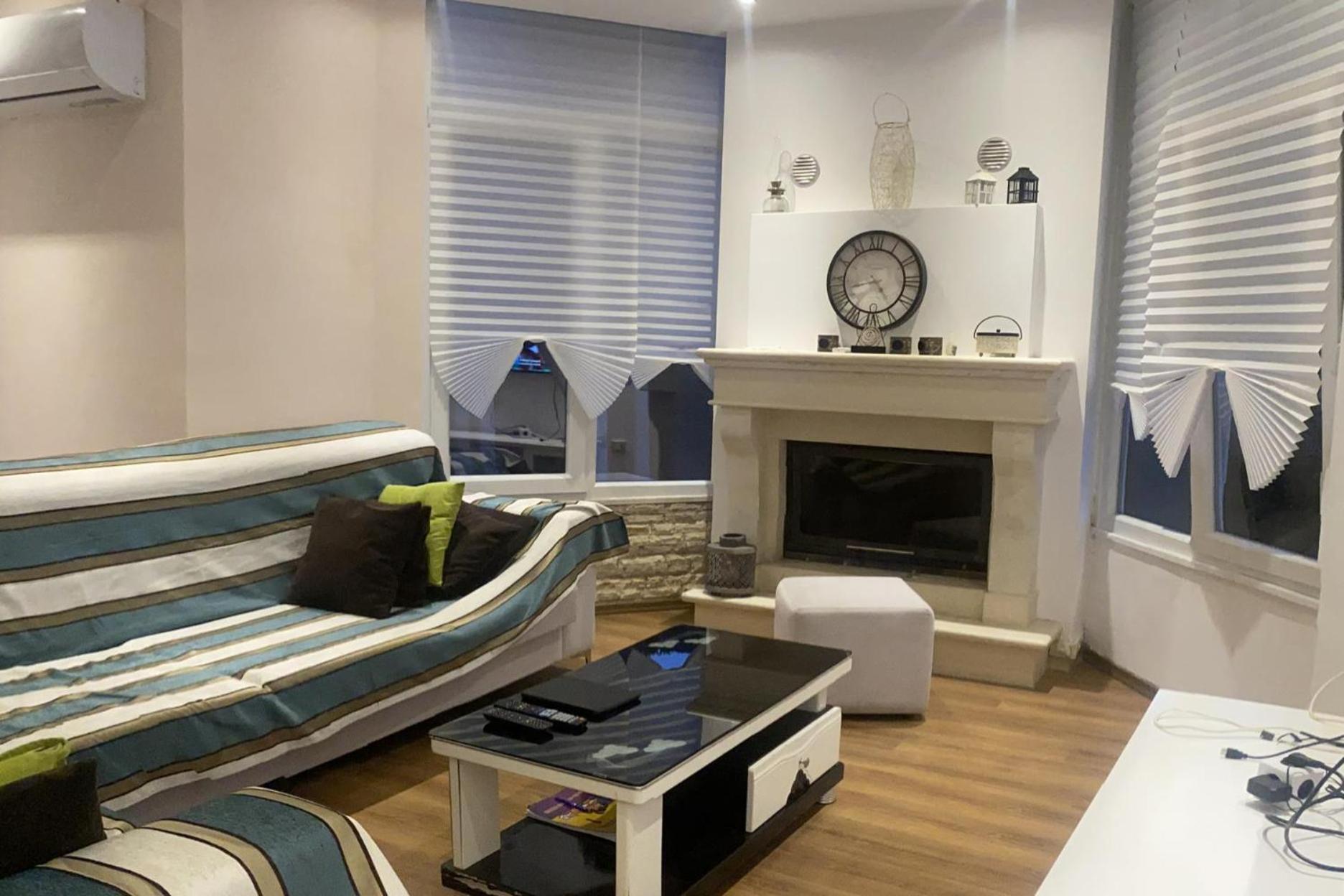 2-beds Garden Parking 100m To * Durres